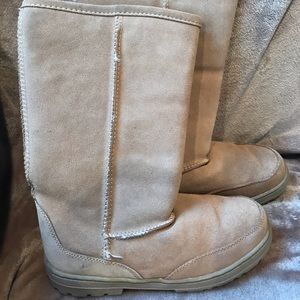 Melrose Ave Tan Boots